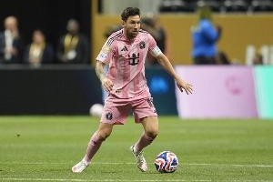 TA：身边人重申梅西会在迈阿密效力到26年，双方在续约上立场一致