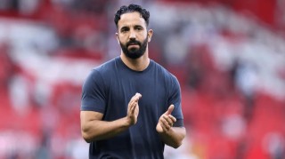 太阳报独家：曼联本赛季12月可能搞友谊赛拉收入；顺便团建