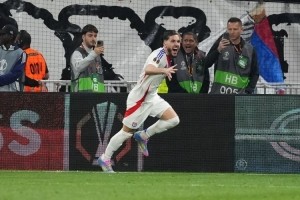 bob半岛体育官方网站-法媒：巴黎无意切尔基；曼联领先球员竞争&amp;转会费约2000万英镑