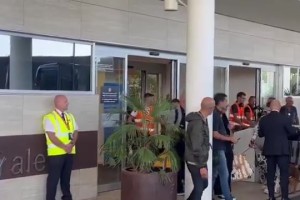 bob半岛体育官方网站-齐米卡斯抵达罗马，即将完成一年租借加盟