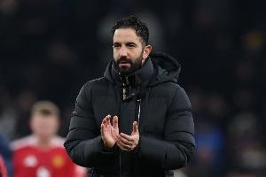 bob半岛体育-四强稳了？曼联对阵里昂2胜2平保持不败